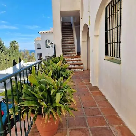 Hermoso Piso En Con Vistas Al Mar *