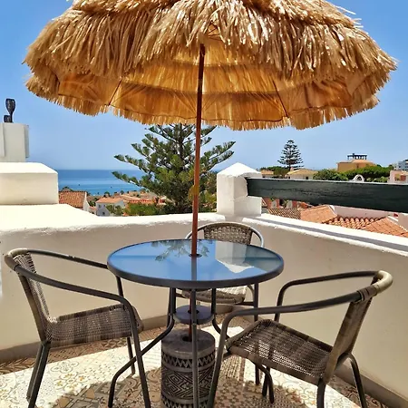 Hermoso Piso En Con Vistas Al Mar